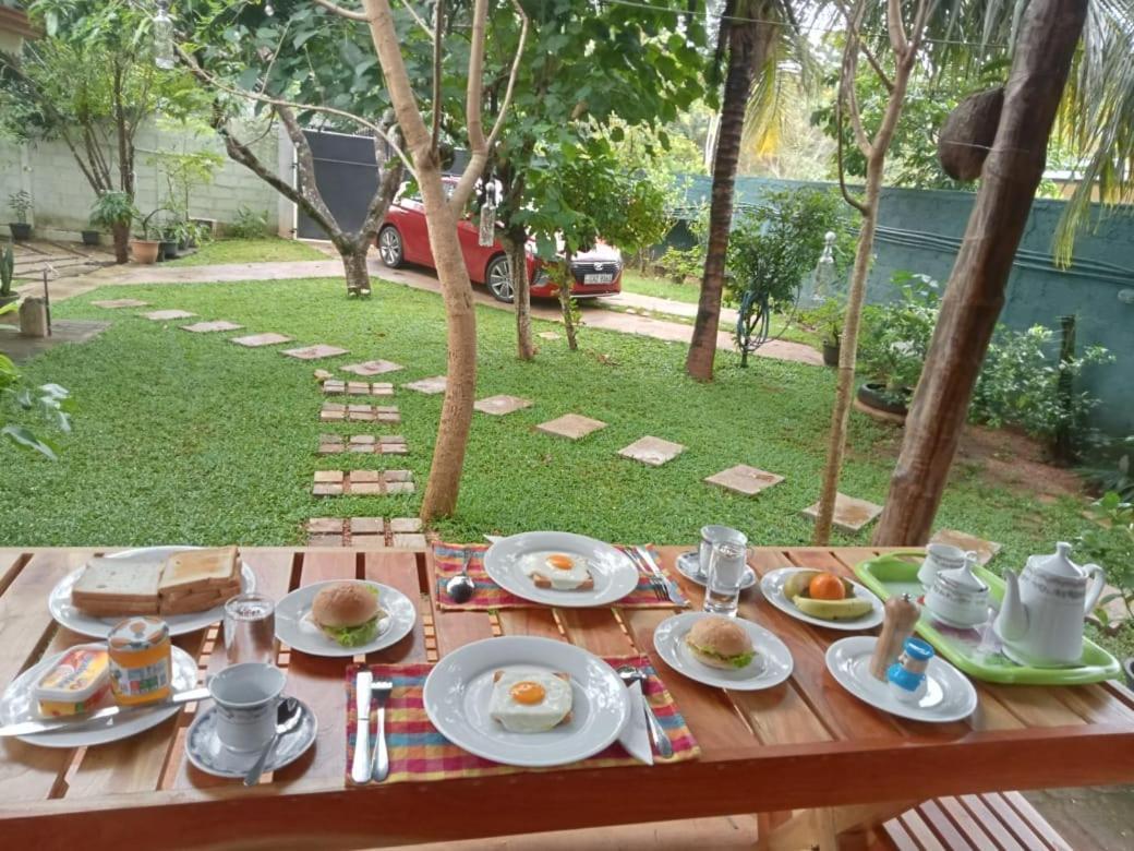 Prestiva Stay Anuradhapura Esterno foto